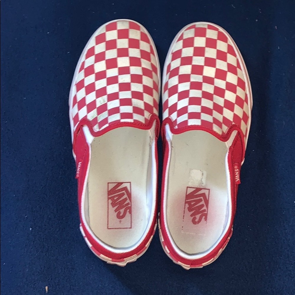red checkered vans